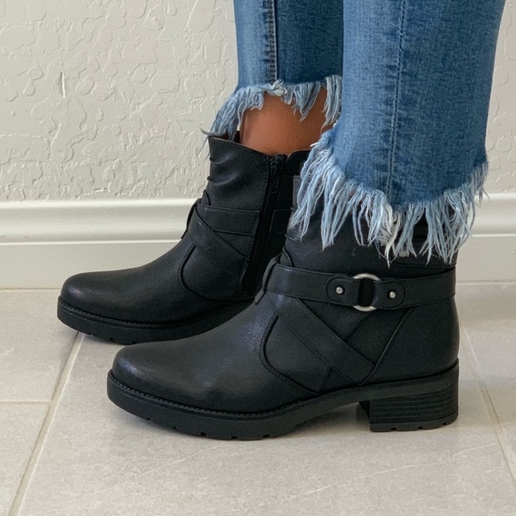 Black Chic Lug Sole Harness Detail Tall Ankle Boot - Picture 3 of 8